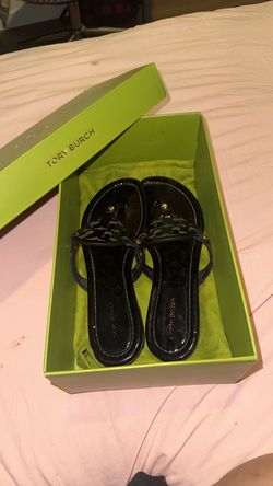 Tory Burch side 6.5