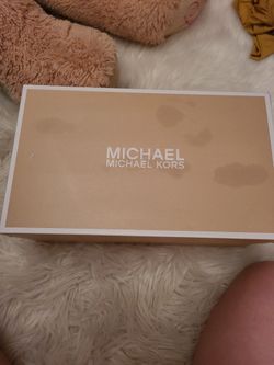 Michael Kors Sandals. Size 6