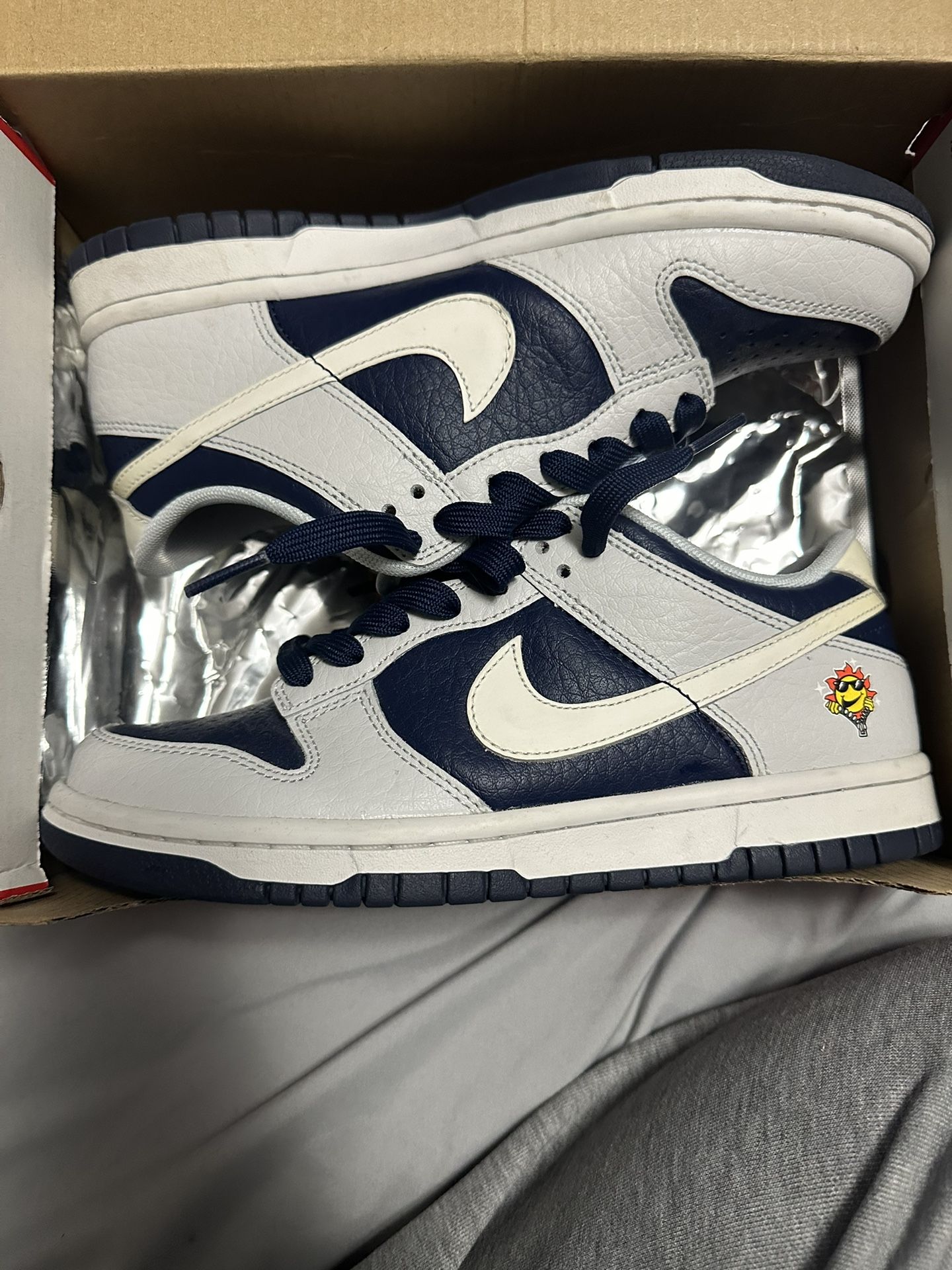 Kansas Dunks Photon Dust Dunks for Sale in Wichita, KS - OfferUp