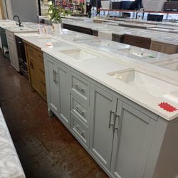 Bathroom Vanity Cabinets – Large Selection Available