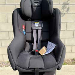 Nuna RAVA Convertible Car Seat – Caviar