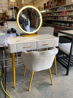 Vanity $150