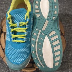 Blue Shoes Size:7 For Women