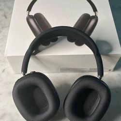 AIRPOD MAXS