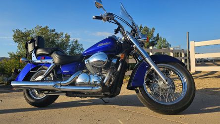 2004 Honda Shadow Aero 750 – Only 5,200 Miles – Motorcycle Cruiser Excellent Condition