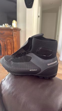 SHIMANO CYCLING SHOES