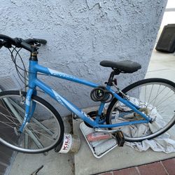 Cannondale women’s bike 