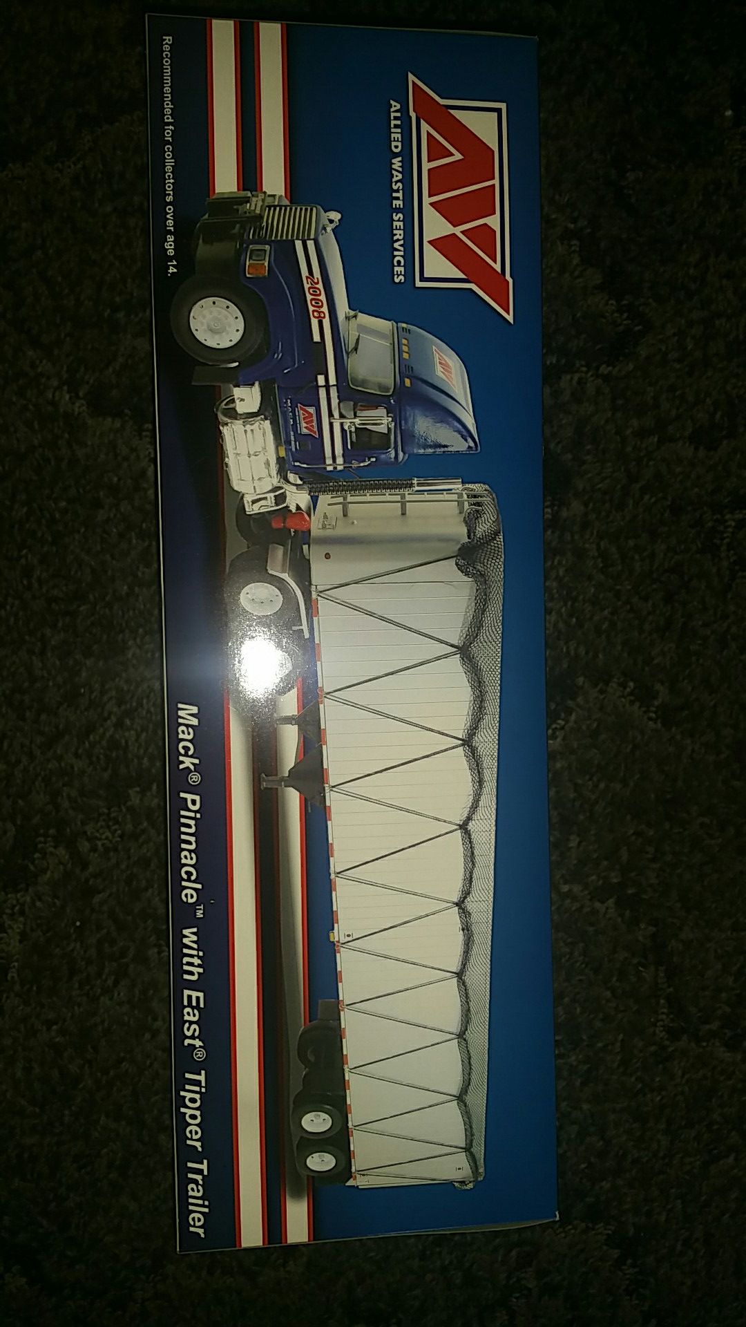 1st Gear Mack Pinnacle with East Tipper Trailer 1:34 Scale