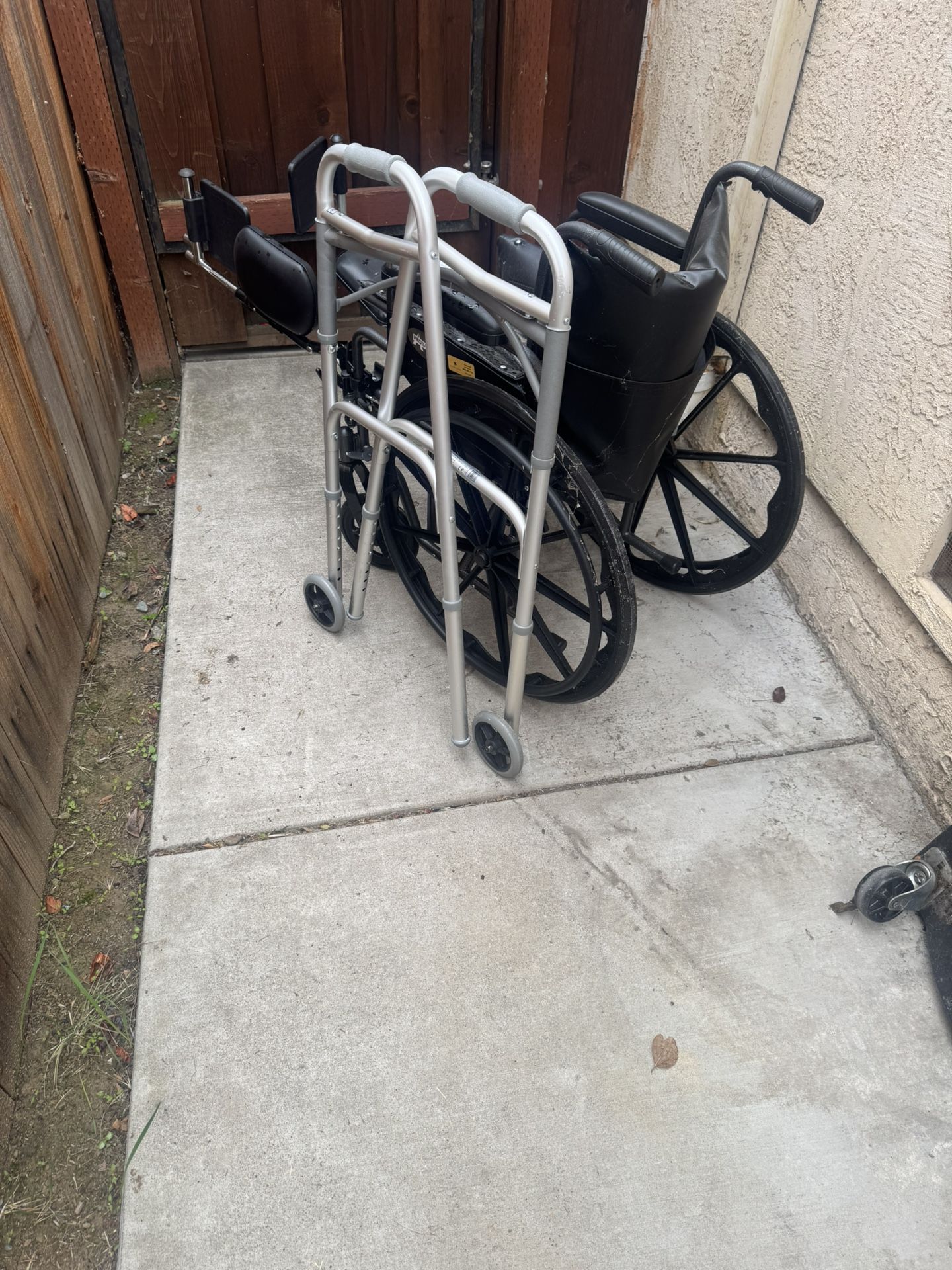 Wheelchair And Walker Combo 