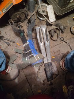 Tree climbing equipment