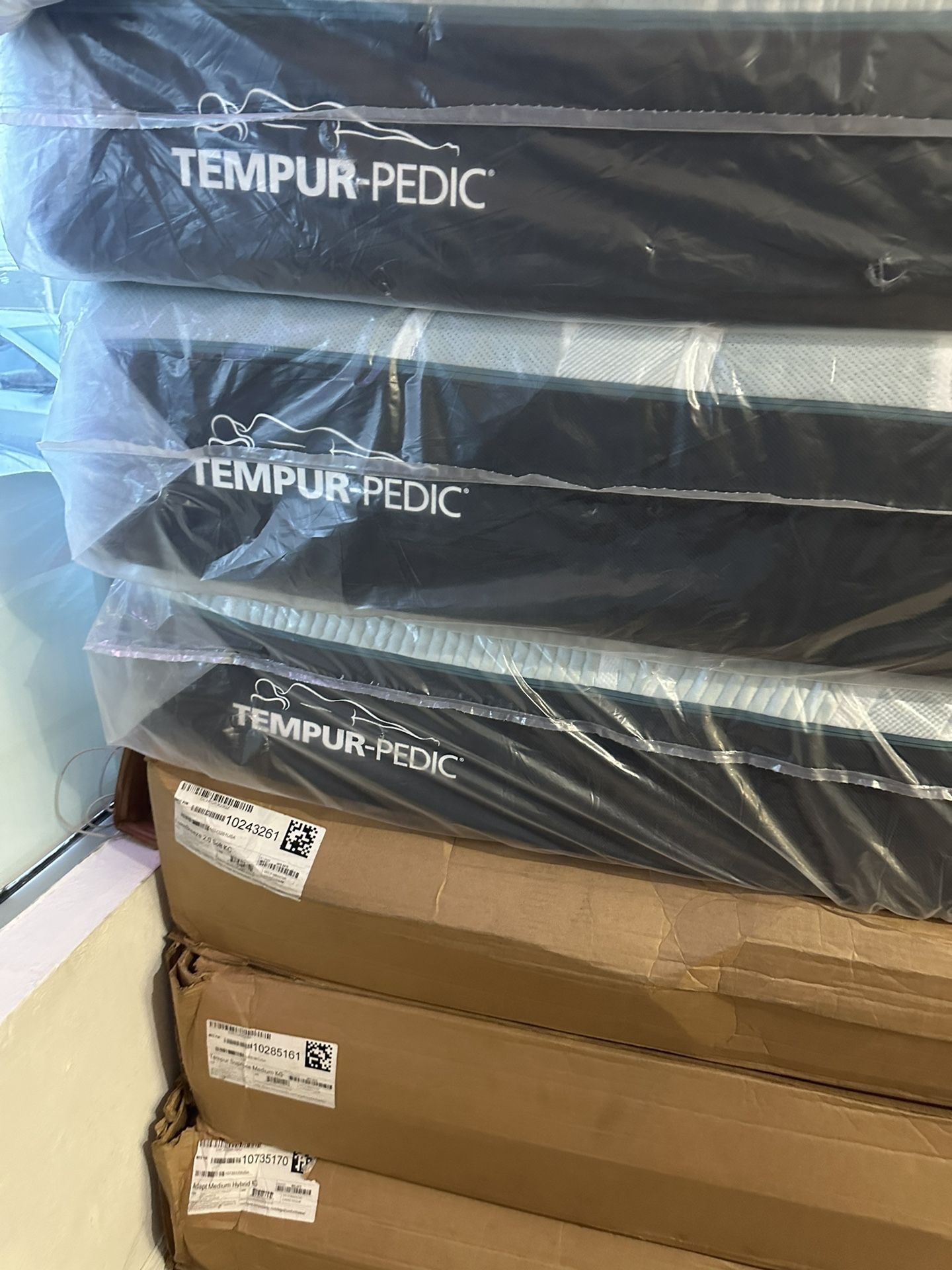 King Queen Size Tempurpedic ProAdapt, ProBreeze, LuxeBreeze Mattress Pro Breeze /Luxe Adapt /Pro Adapt /Adapt /cloud /Tempur pedic contour Supreme