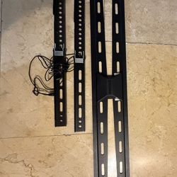 Tv wall mount with hardware.