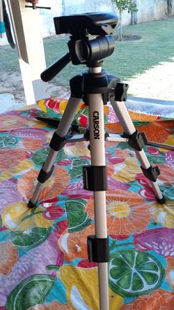 Carson tripod for camera