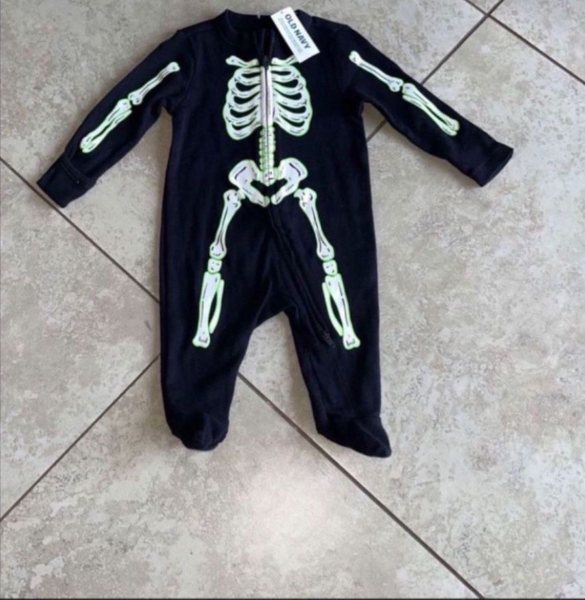 Old Navy Baby Boy’s Skeleton Outfit, Size 3-6 Months 