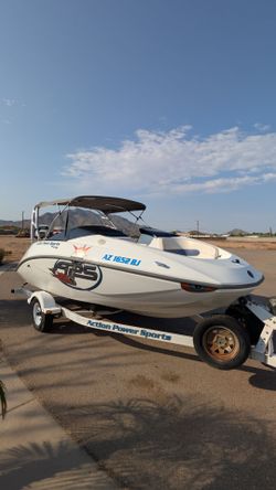 Seadoo Challenger 215 HP Low Hour Boat