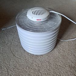 Nesco Dehydrator 