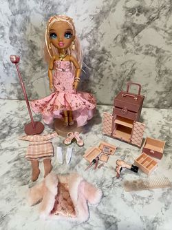 Rainbow High Doll with Accessories and Luggage Set