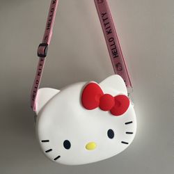 Hello Kitty toy purse