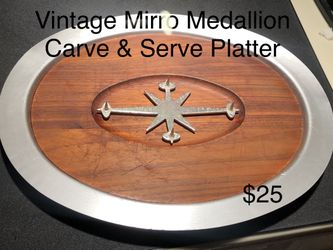 Vintage Medallion Carve and Serve Platter 