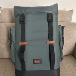 REI Cooler Backpack 30.5 Litres