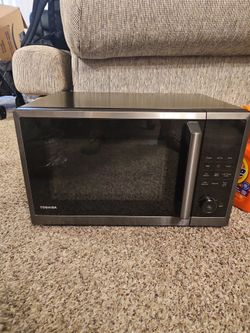 Toshiba Microwave Oven with Air Fry