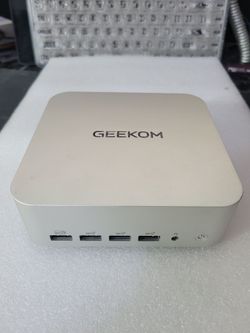 Geekom A7 Max Mini Gaming PC - Ryzen 9 7940HS and Radeon 780M - No RAM / SSD - Untested