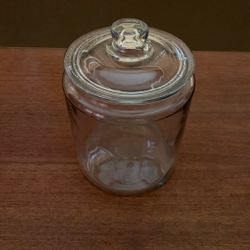 Anchor Hocking Small Glass Jar/lid
