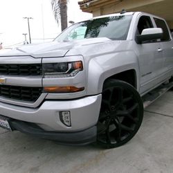 2016 Chevrolet Silverado 1500 LT Crew Cab 2WD