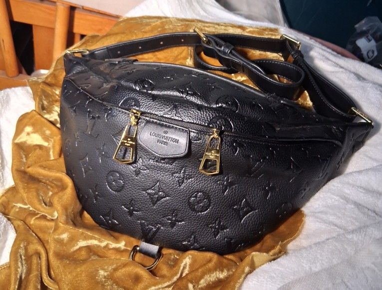Authentic LOUIS VUITTON Bum Bag