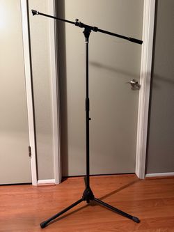 Tripod Mic Stand Telescoping Boom