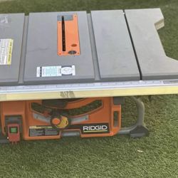 Ridgid 15Amp 10in. Table Saw,no stand 