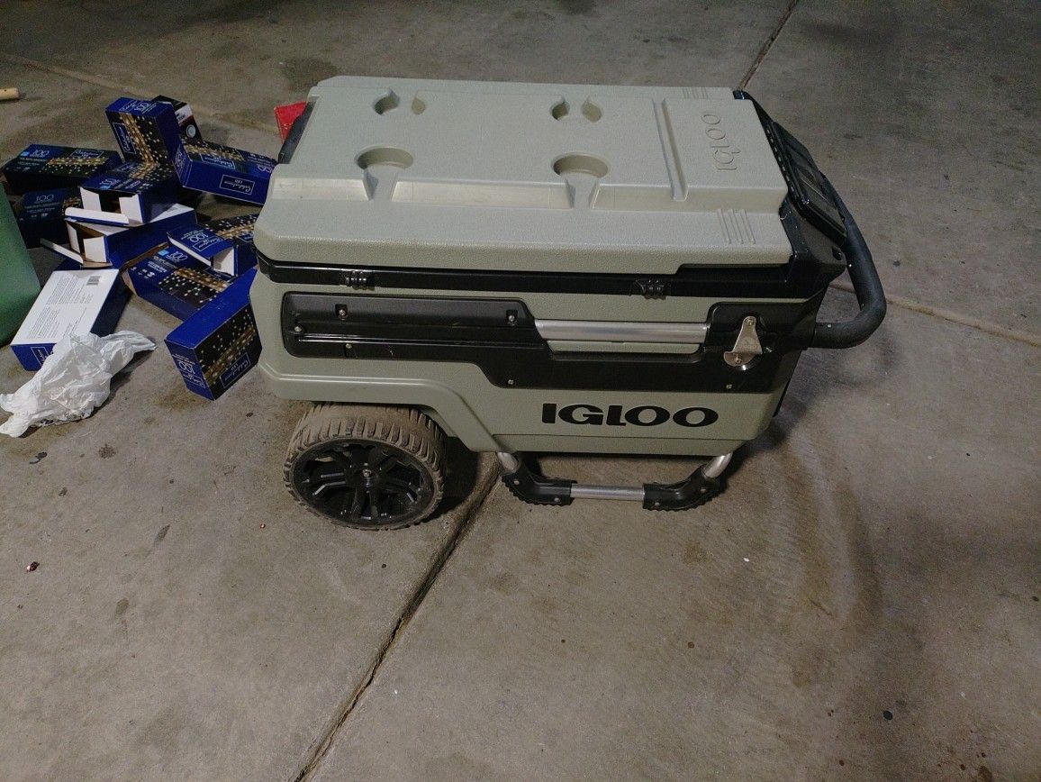 Trailmate® Journey 70 Qt Cooler