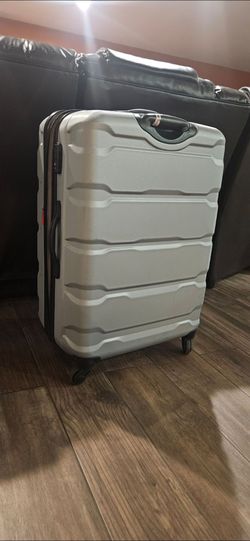 Samsonite Large Checked Luggage