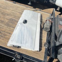 Chevy/GMC tail Gate (99-07 Classic)