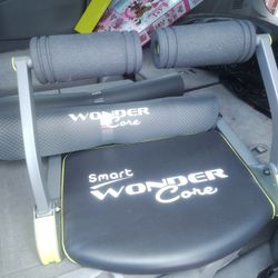 Smart Wonder Core and two Yoga Wonder Mats