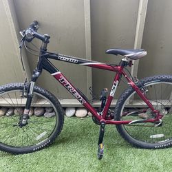 4500 trek mountain bike 