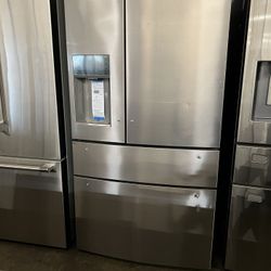 Frigidaire Gallery Stainless Steel Four Door Refrigerator 6I6