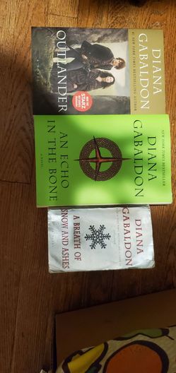 3 outlander books