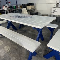 Dodgers Table 