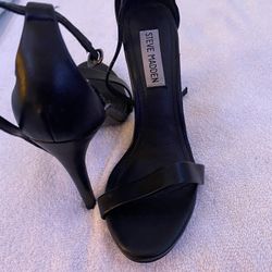 Steve Madden Black Heels