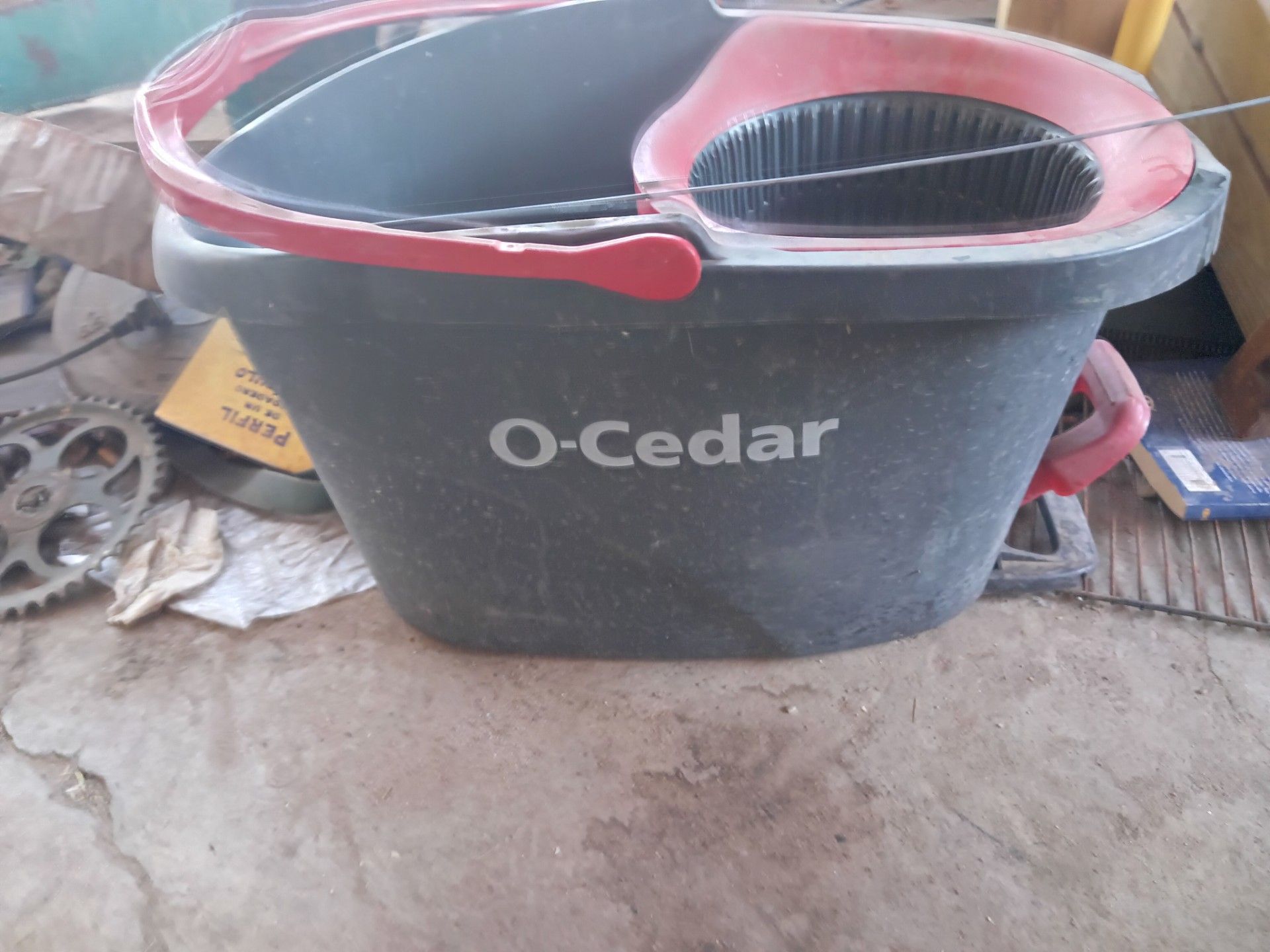 Mop bucket $5
