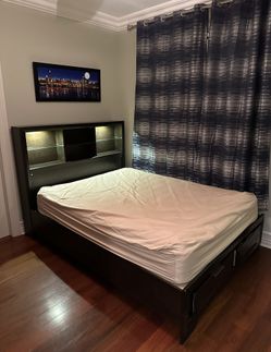 Queen Bed & Dresser Set Espresso - Barely Used