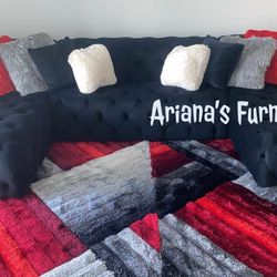 New Black Velvet Sectional Tufted 135x70