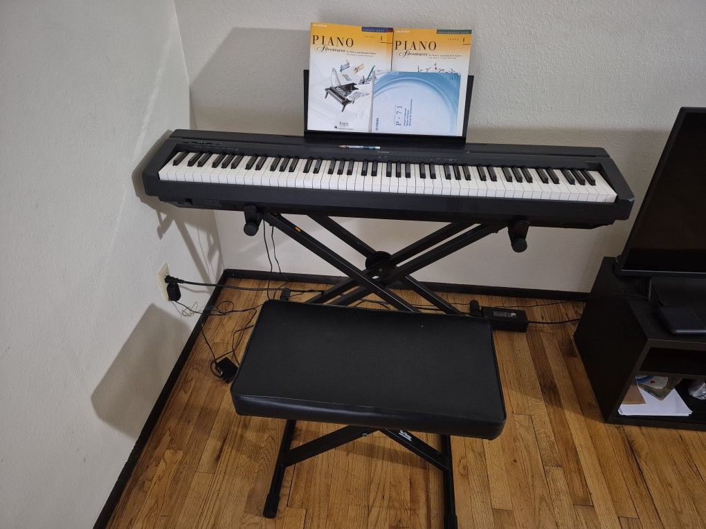 Yamaha P71 Digital Piano 88 Keys