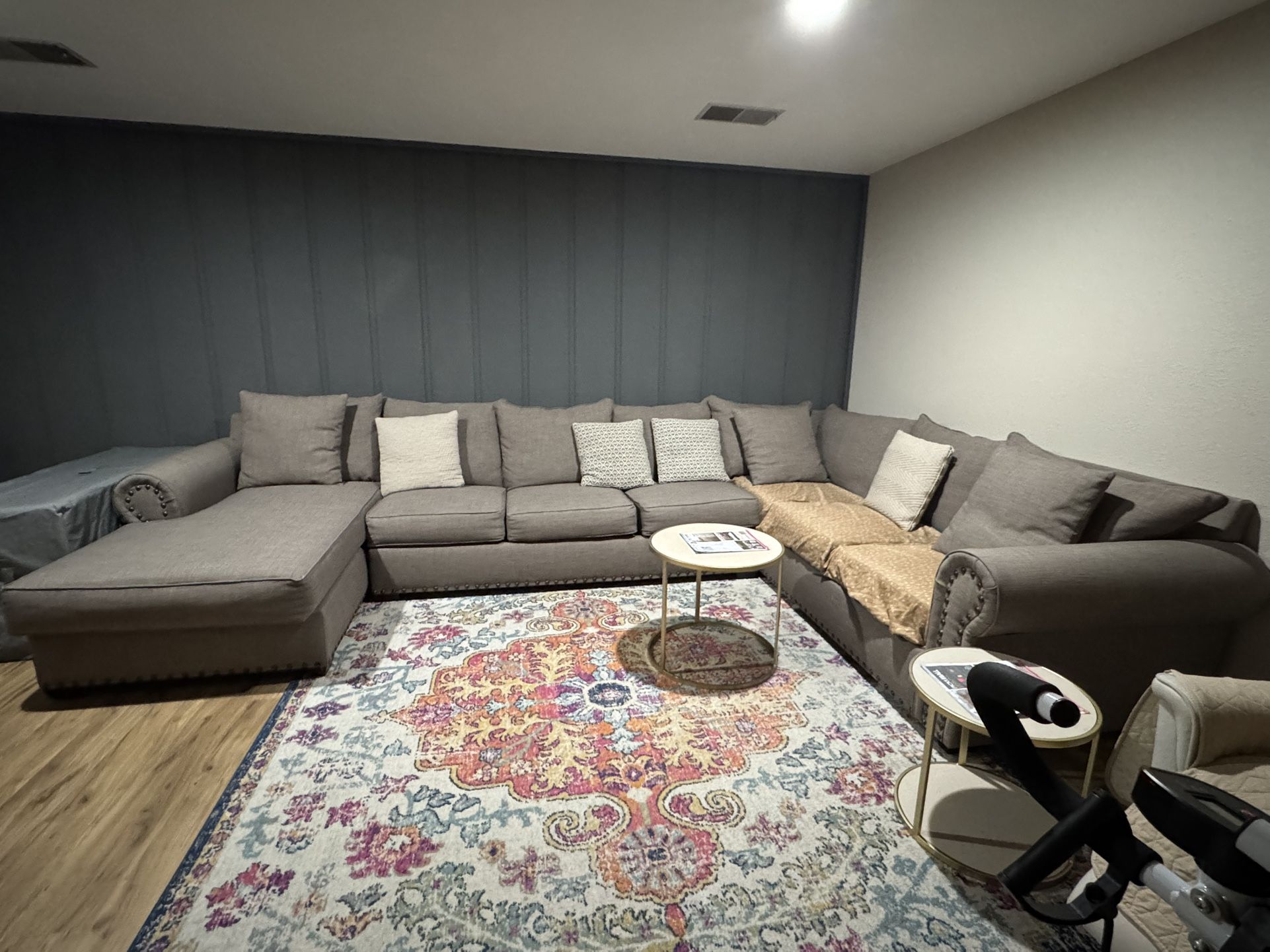 3 Pieces Sectional Couch