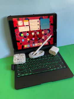 Apple IPad 9th Generation (10.2” Retina /Touch ID /IOS 26/ 2021 Model) 64GB with Pen, Keyboard  & Accessories
