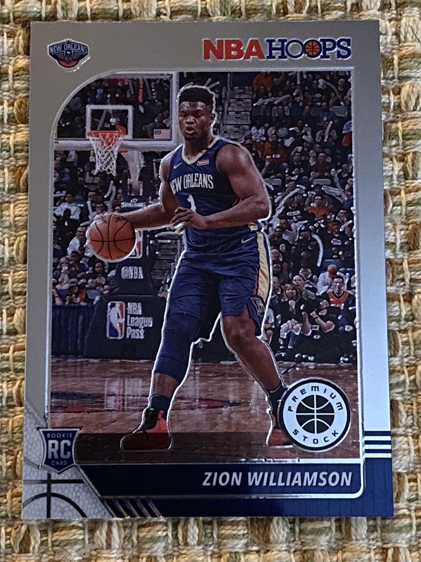 Zion Williamson Hoops Premium Stock Rookie