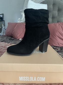 Black Boots