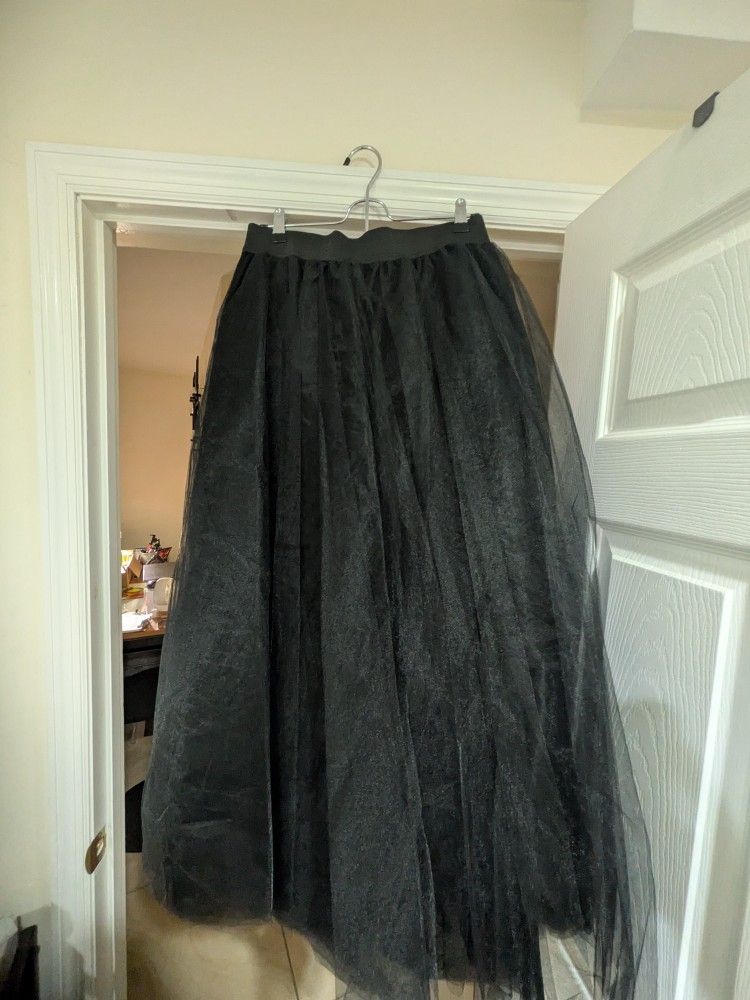 Long Comfortable Crinoline Skirt (L)