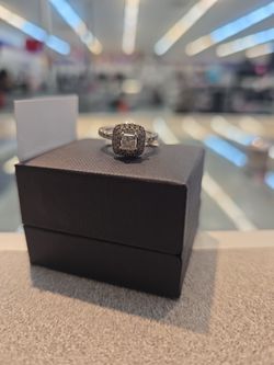 Diamond Engagement Ring